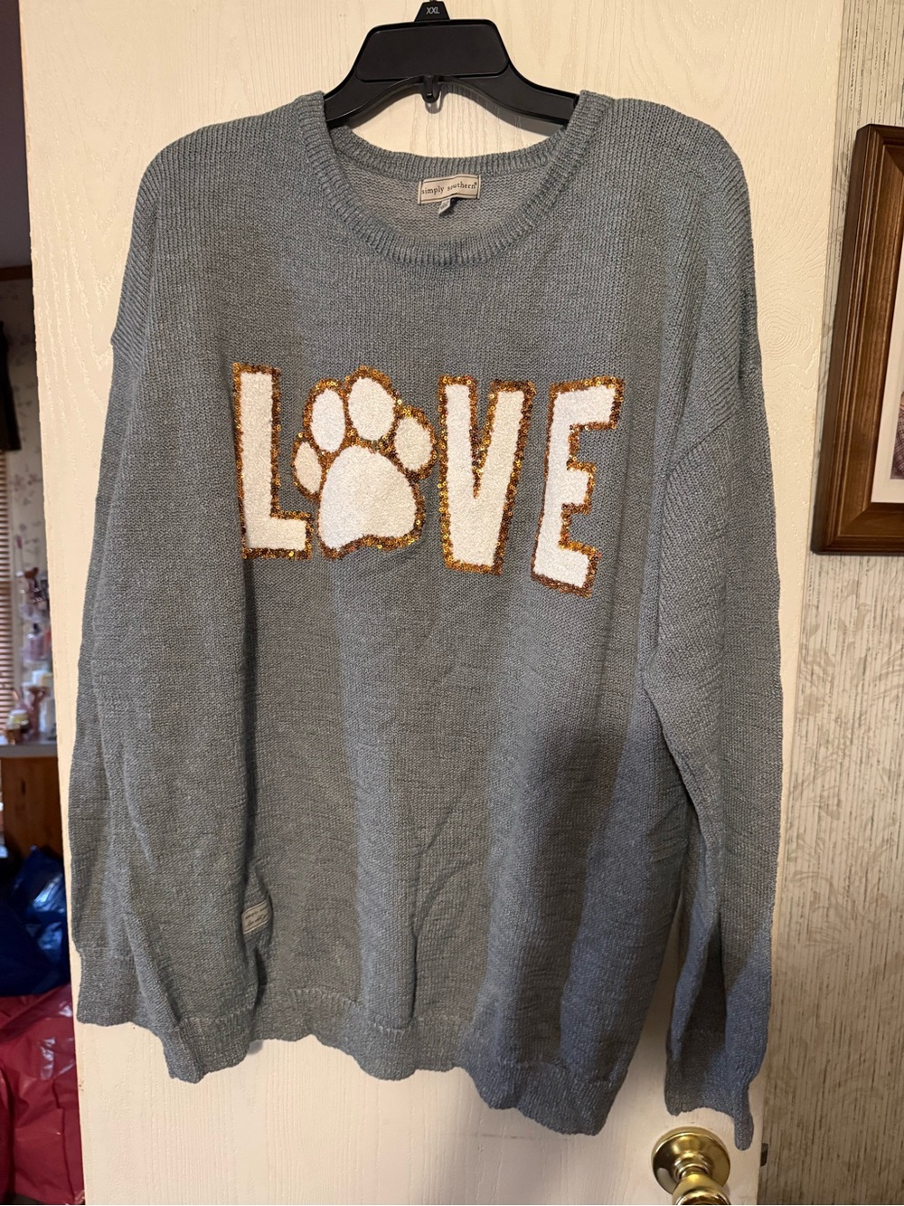 Gray 'LOVE' Paw Graphic Sweater - Women's